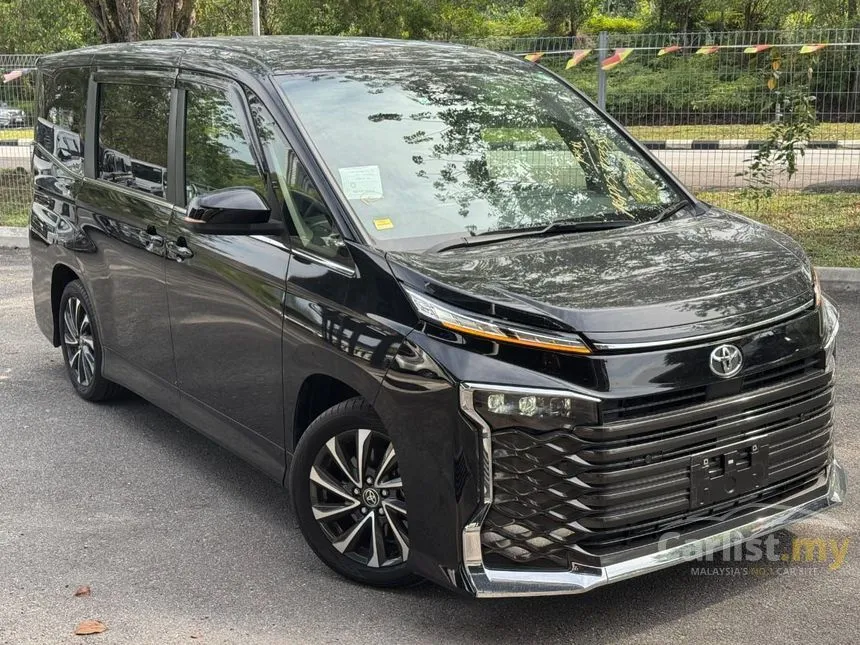 2023 Toyota Voxy S-Z MPV