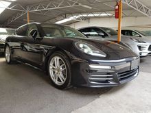 2015 Porsche Panamera 3.6 Hatchback Jpn Spec Vacuum Door Xenon Light LED Daytime Running Light Paddle Shift Sport Steering Power Boot Bose Sound System Reverse Camera Sport Chrono
