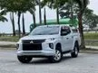 Used 2019 offer 4x4 Mitsubishi Triton 2.4 VGT Pickup Truck - Cars for sale