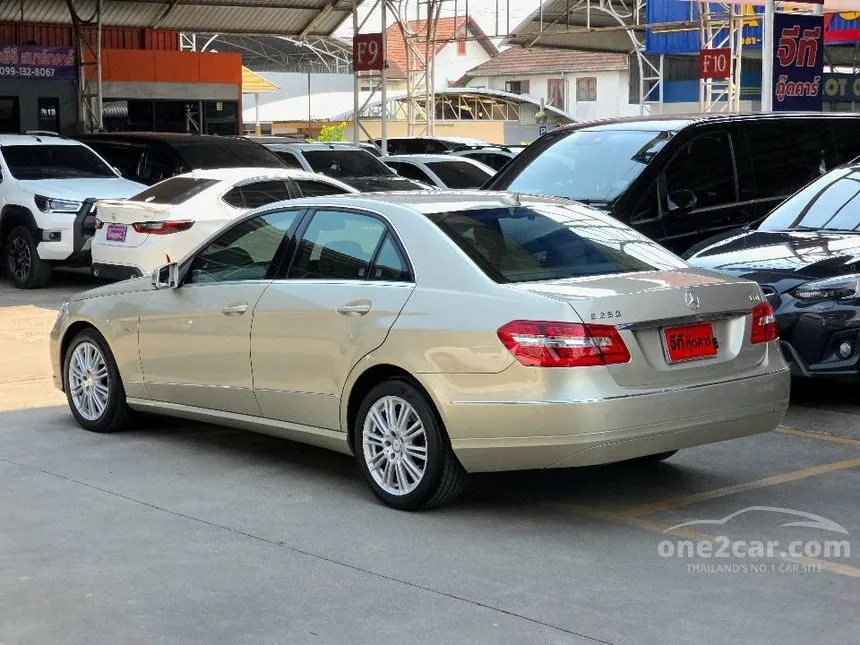 2013 Mercedes-Benz E250 Elegance CDI BlueEFFICIENCY Sedan