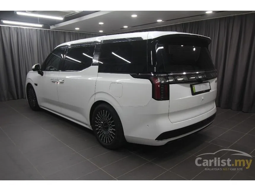 2025 Zeekr 009 Luxury MPV