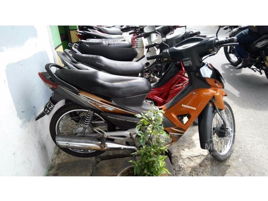 Jual Motor Honda  Supra  2006 0 1 di DKI Jakarta Manual 