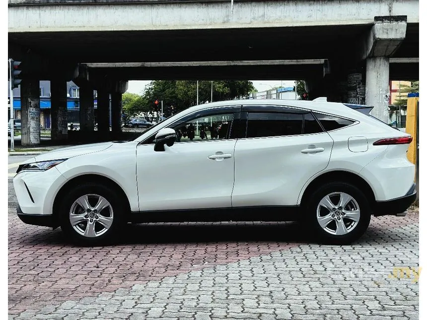 2022 Toyota Harrier S SUV