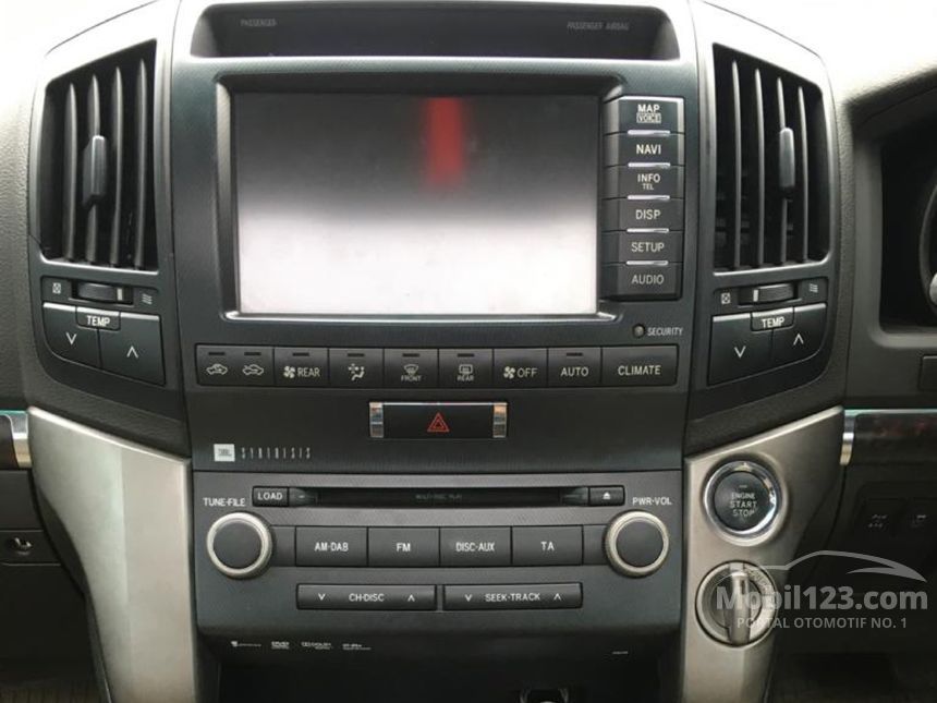 2011 Toyota Land Cruiser Full Spec E SUV