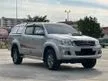 Used 2015 Toyota Hilux 2.5 G VNT Dual Cab FULL SERVICE/CAR KING/LOW MILLAGE/LEATHER SEAT/ACCIDENT FREE & NOT FLOODED/