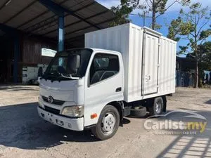 2026 Hino 300 4.0 Lorry