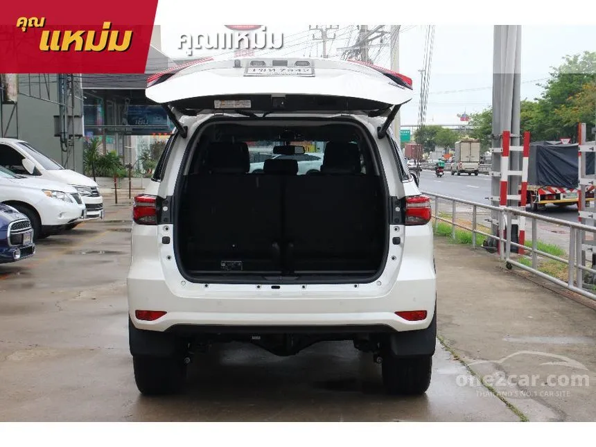 2020 Toyota FORTUNER V SUV