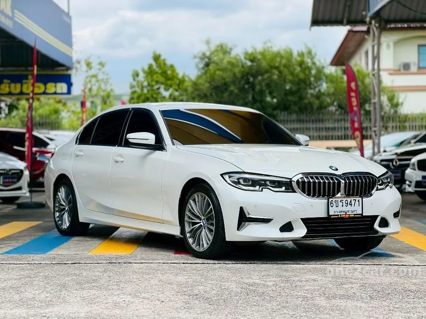 2022 BMW 320Li Luxury Sedan