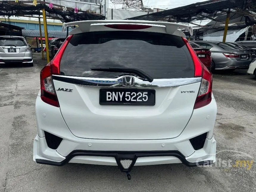 2016 Honda Jazz E Hatchback
