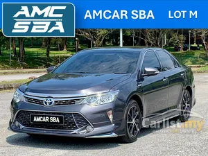 2016 Toyota Camry 2.5 Hybrid Luxury Sedan