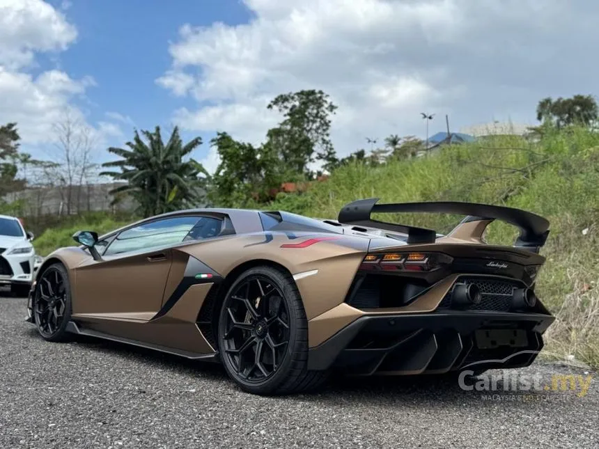 2020 Lamborghini Aventador SVJ Coupe