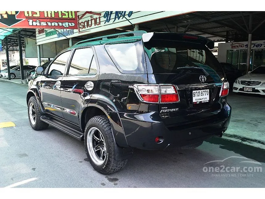 2009 Toyota FORTUNER V SUV