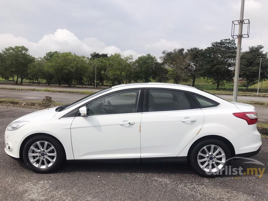 2015 ford focus titanium plus sedan