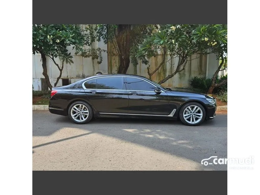 2019 BMW 730Li Sedan