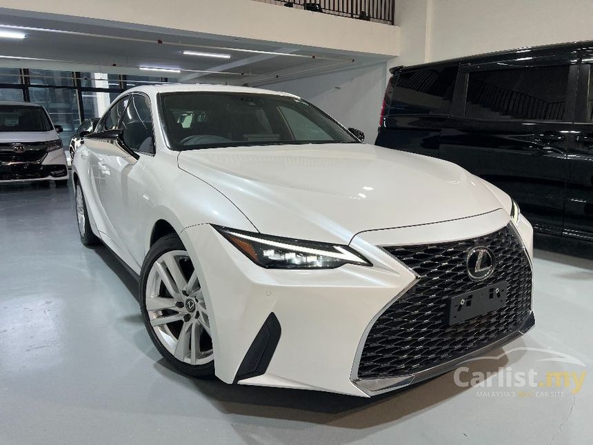 Recon 2022 Lexus IS300 2.0 BASE SPEC, 360 CAM, BLACK INT, 3 EYE ...