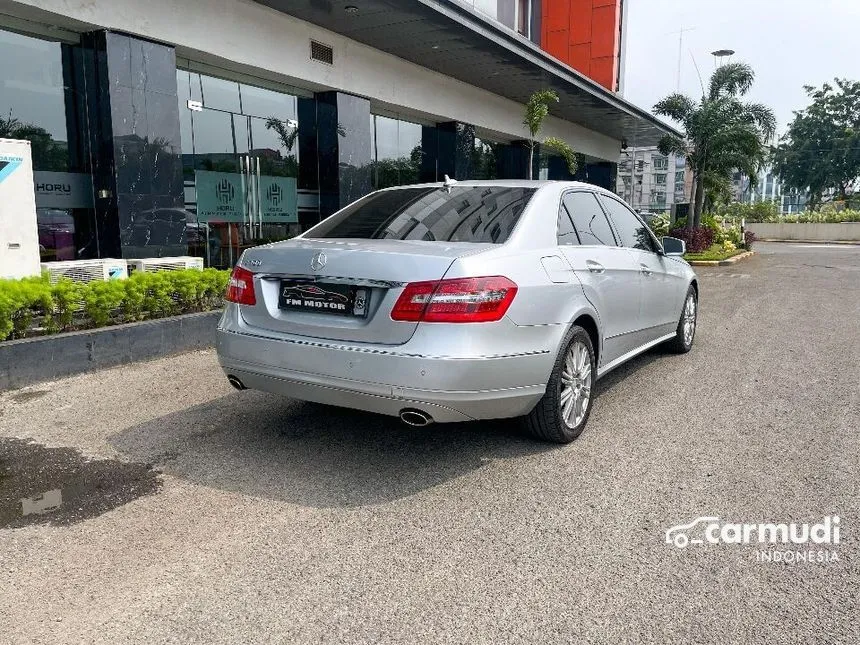 2010 Mercedes-Benz E300 Elegance Sedan