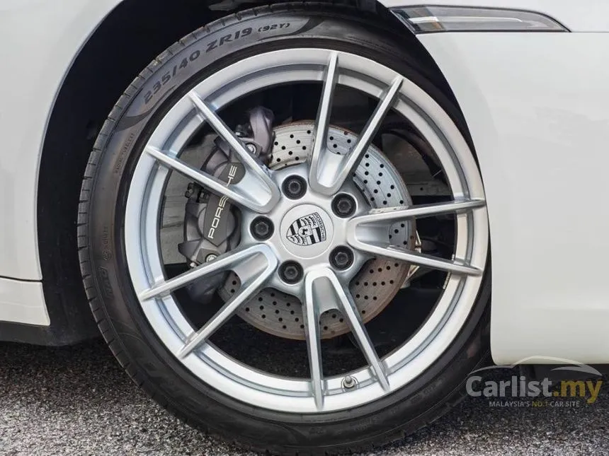 2022 Porsche 911 Carrera S Coupe