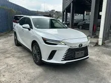 2023 Lexus RX 350 2.4 Luxury SUV - White Interior - Electric Rear Seat