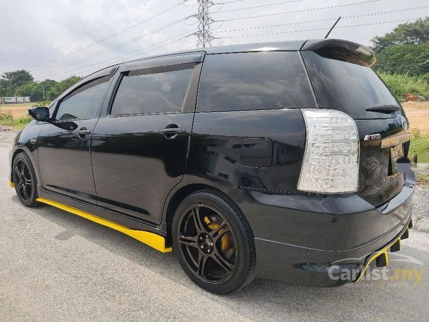 2004 Toyota Wish Type E MPV