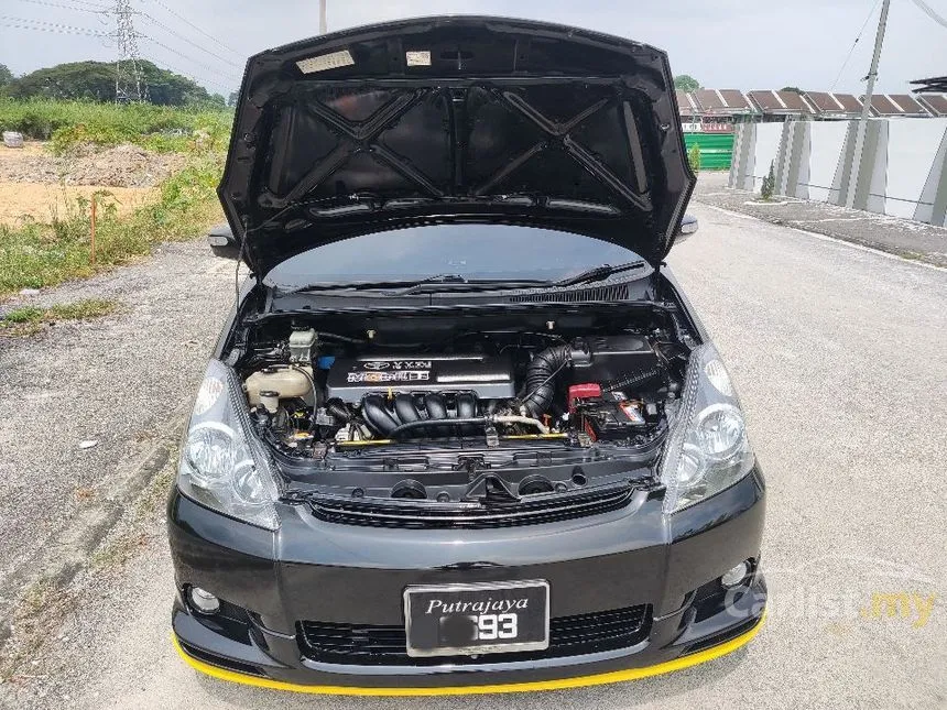 2004 Toyota Wish Type E MPV