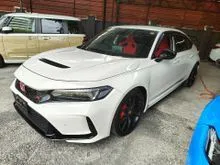2024 Honda Civic 2.0 Type R FL5 / 7K KM ORI MILEAGE / GRADE 5 / RED BUCKET SEAT / MANUAL 6 SPEED