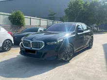 2025 BMW 520i 2.0T M Sport Sedan Black Low Mileage Tip Top Condition
