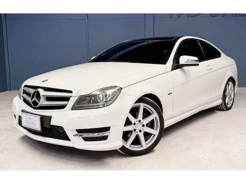 2011 Mercedes-Benz C180 AMG BlueEFFICIENCY Coupe