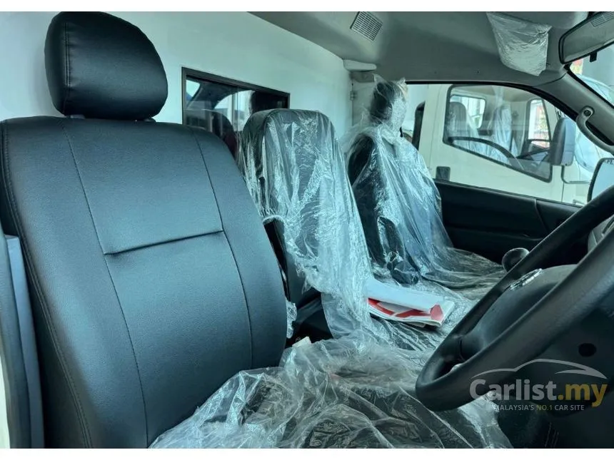 2025 CAM Placer-X A4 Semi Panel Van
