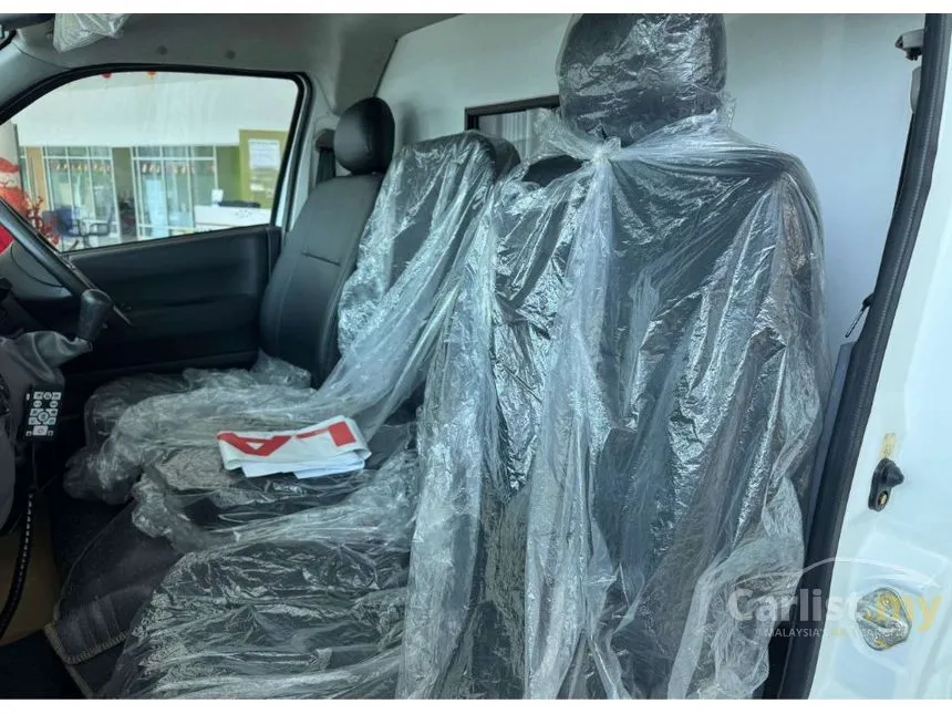 2025 CAM Placer-X A4 Semi Panel Van