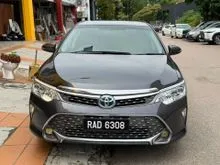 2015 Toyota Camry 2.5 Hybrid Sedan