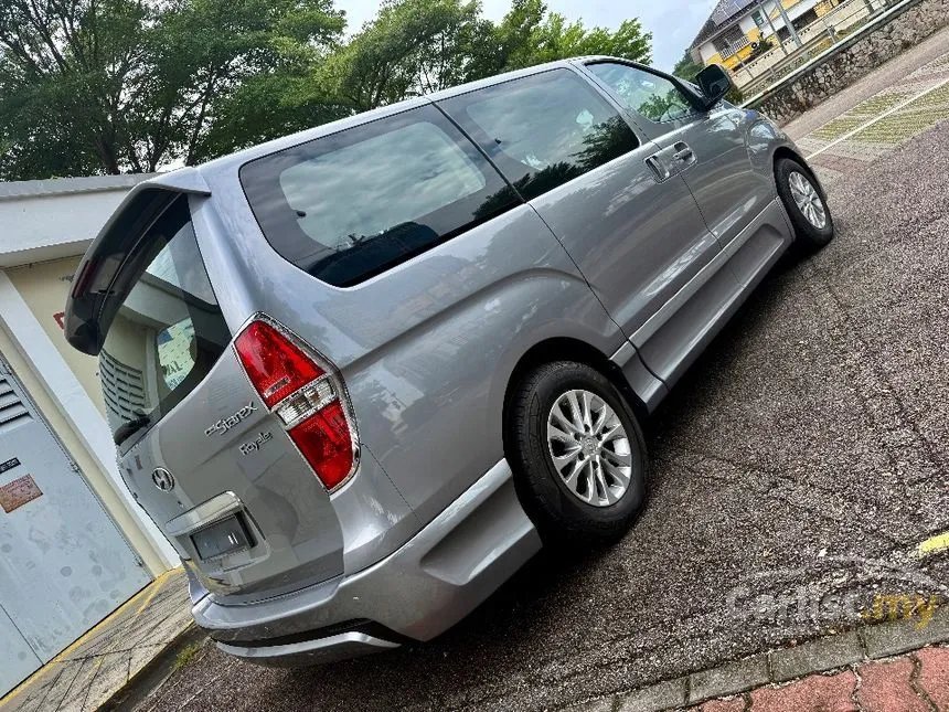 2013 Hyundai Grand Starex Royale GLS MPV