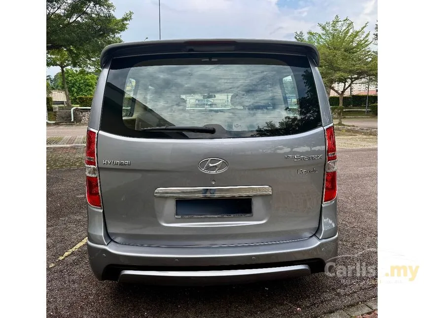 2013 Hyundai Grand Starex Royale GLS MPV