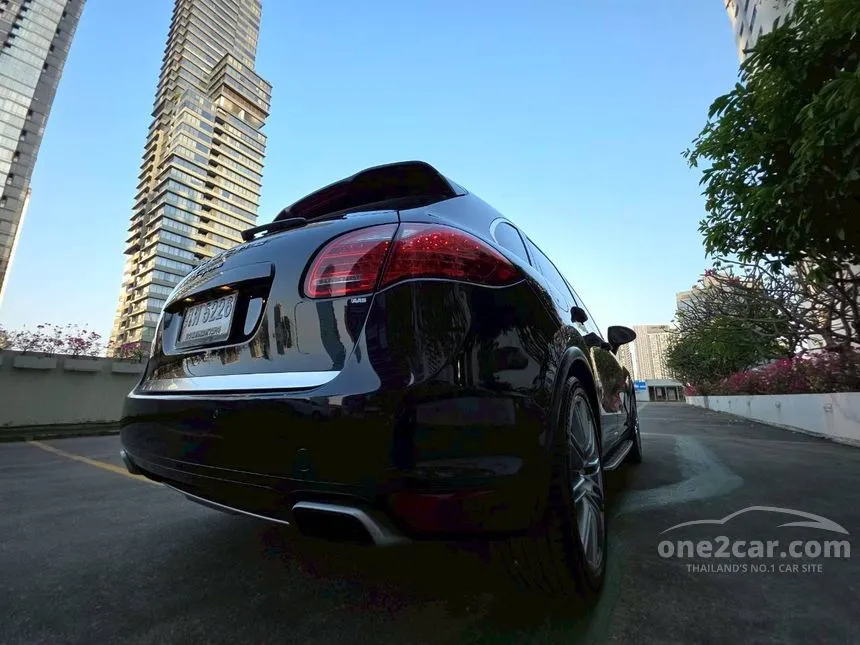 2012 Porsche CAYENNE SUV
