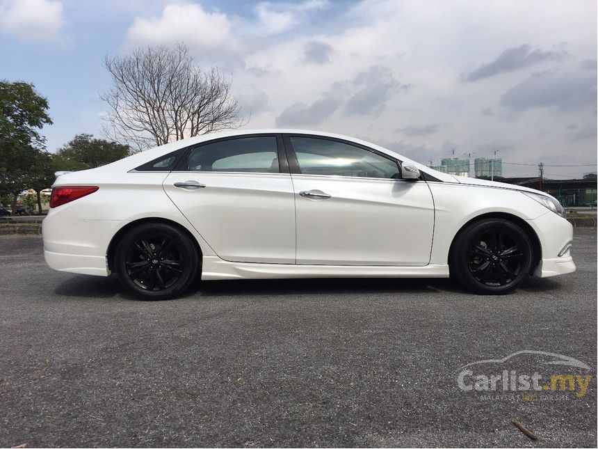 gallery_used car carlist hyundai sonata executive sedan malaysia_4894504_Ooo2TDKxmdCHZ77cYdyKIw