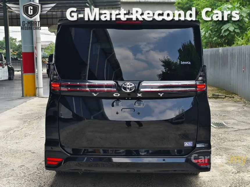 2023 Toyota Voxy S-Z MPV