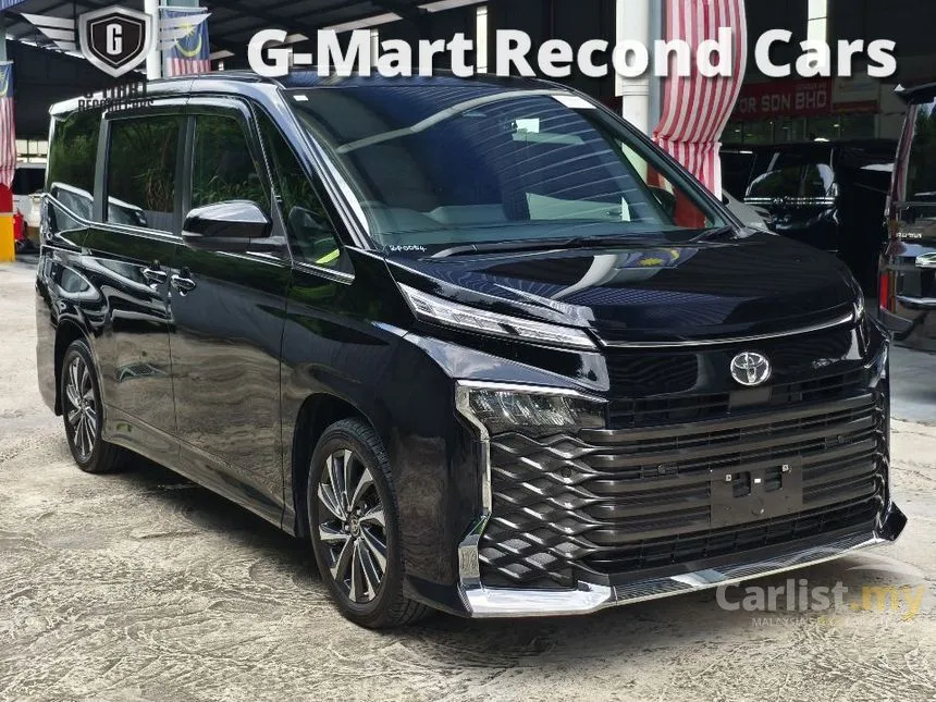 2023 Toyota Voxy S-Z MPV