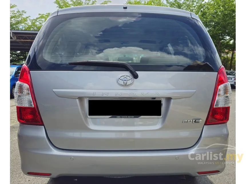 2015 Toyota Innova E MPV