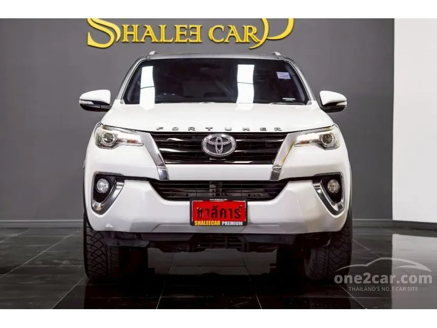 2016 Toyota FORTUNER V SUV