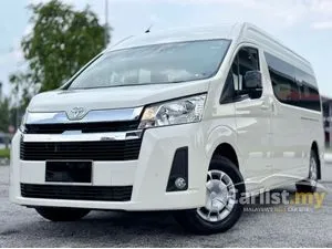 2025 Toyota Hiace 2.8 SLWB Window Van Van