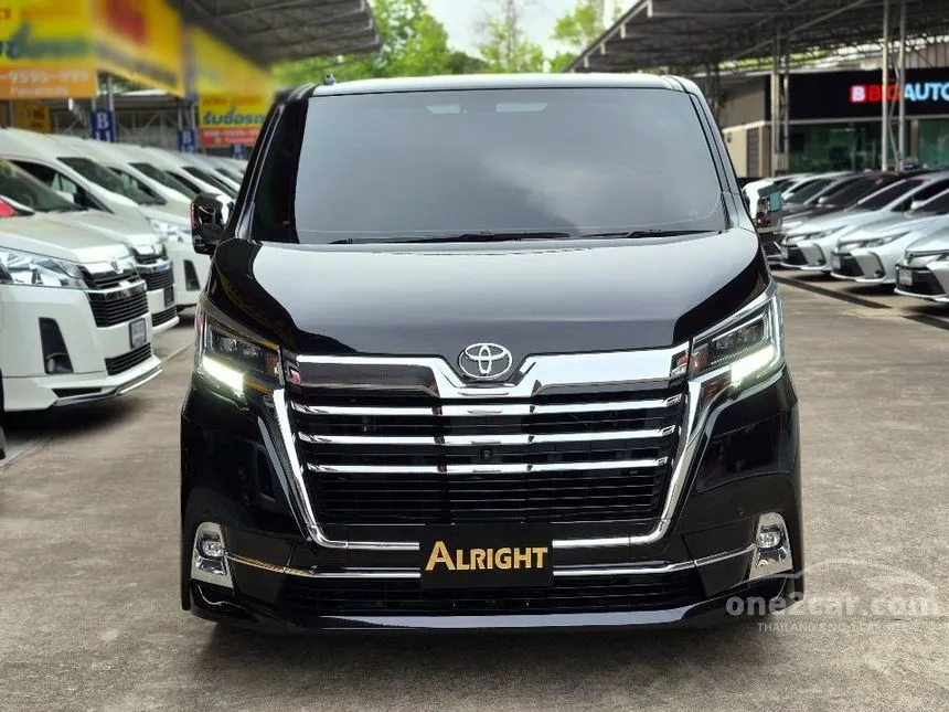 2020 Toyota Majesty Premium Van