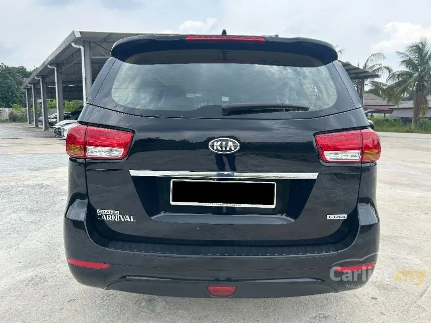 2017 Kia Grand Carnival EX CRDi MPV