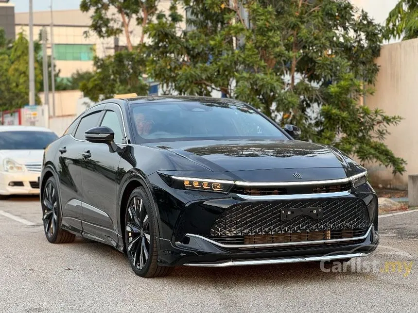 2023 Toyota Crown RS Advance Sedan