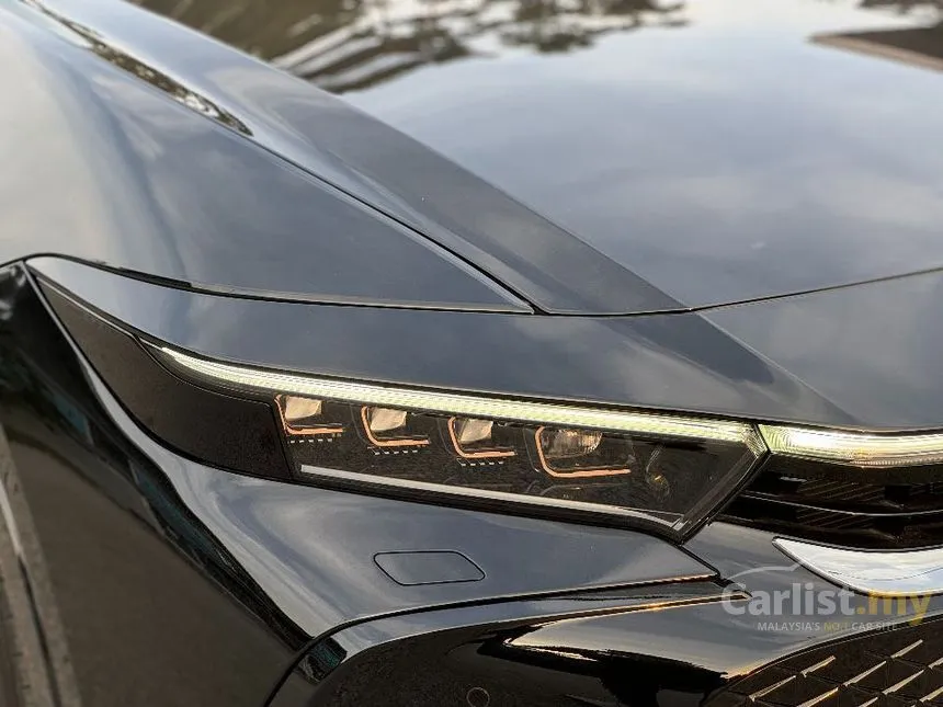2023 Toyota Crown RS Advance Sedan
