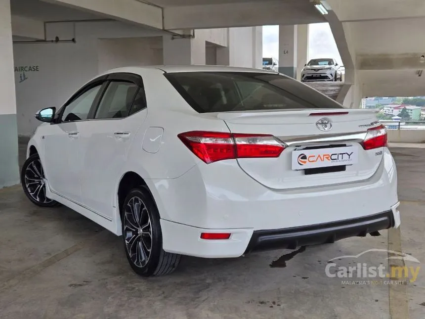 2015 Toyota Corolla Altis V Sedan