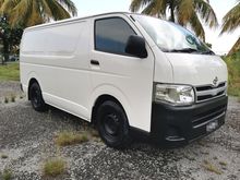 2013 Toyota Hiace 2.5 MANUAL Panel VAN / GREEN ENGINE / ORI YEAR MAKE 2013 TIPTOP CONDITION
