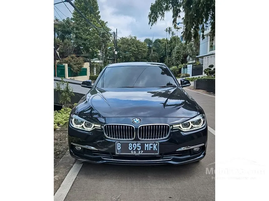 Jual Mobil BMW 320i 2018 Luxury 2.0 di DKI Jakarta Automatic Sedan Hitam Rp 395.000.000
