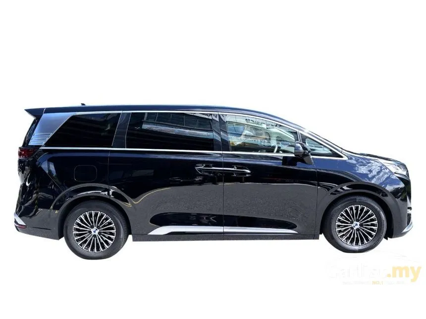 2025 Denza D9 Premium MPV