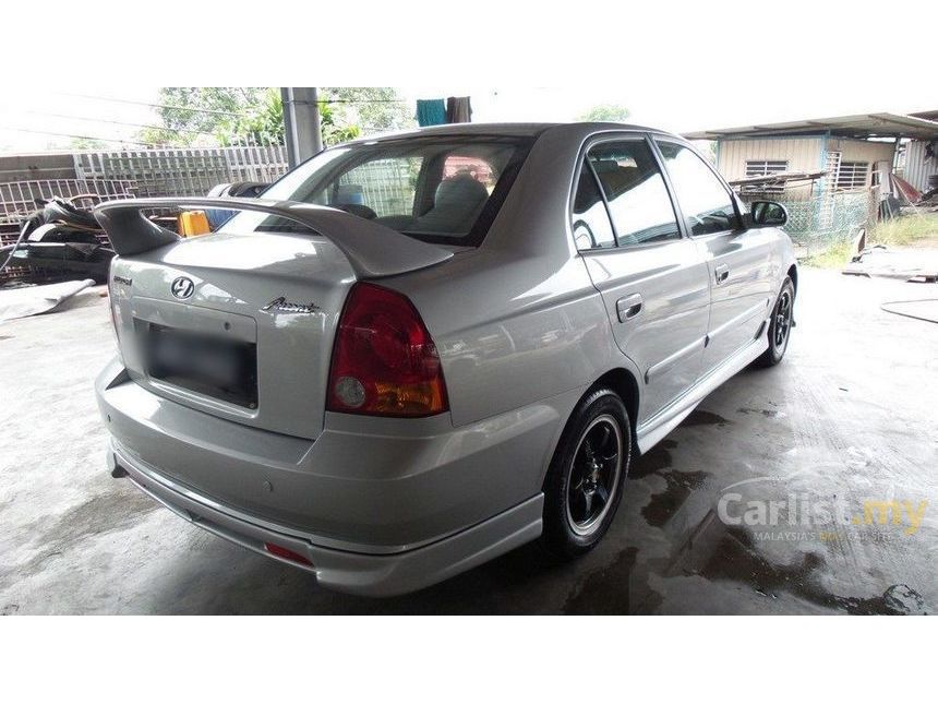 Hyundai Accent 2004 1.5 in Johor Automatic Sedan Silver 