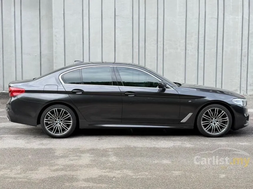 2019 BMW 530i M Sport Sedan