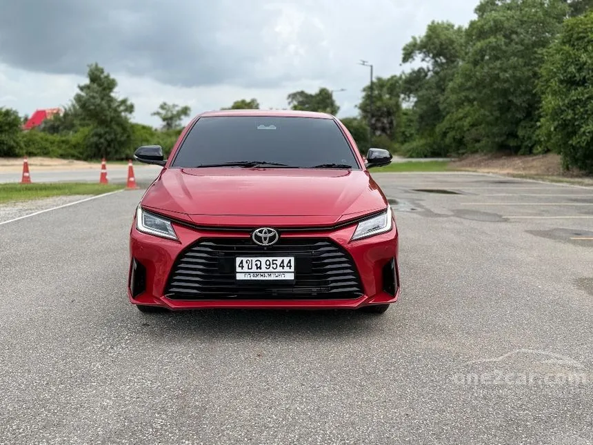 2023 Toyota Yaris Ativ Premium Luxury Sedan